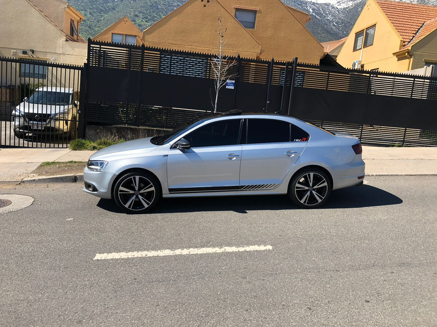 Volkswagen Vento 2011 Trendline 2.0 MT